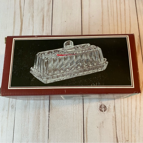Vintage Lead Crystal Butter Dish - Picture 5 of 12